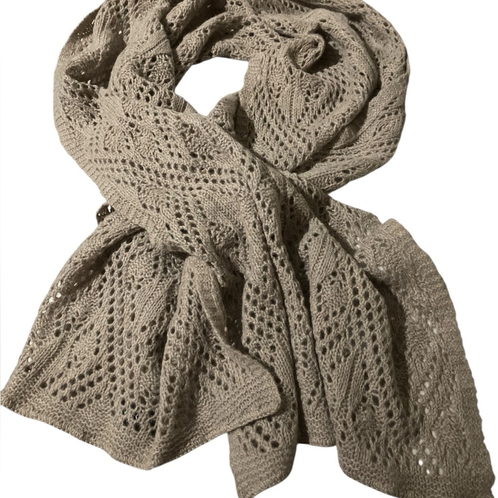 VARMA Wool Scarf